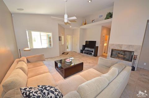 45614 Torrey Pines Ct, Indio, CA 92201 photo 4
