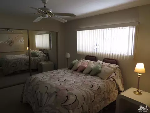 38600 Cactus Ln, Palm Desert, CA 92260 photo 9