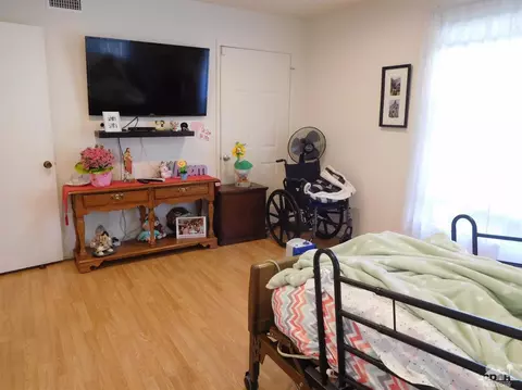 1825 Samar Dr, Costa Mesa, CA 92626 photo 24
