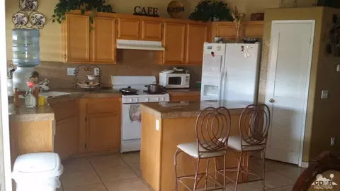 82155 Pinyon Ave, Indio, CA 92201 photo 3