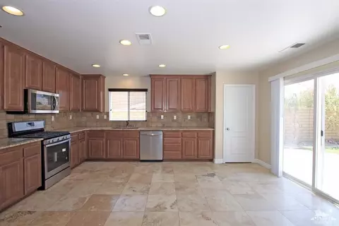 41125 Rosedale St, Indio, CA 92203 photo 10