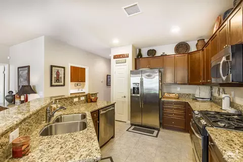 81658 Avenida Celaya, Indio, CA 92203 photo 17