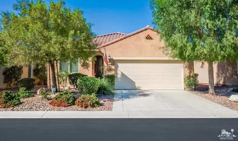81658 Avenida Celaya, Indio, CA 92203 photo 2
