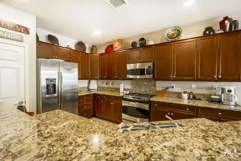 81658 Avenida Celaya, Indio, CA 92203 photo 16