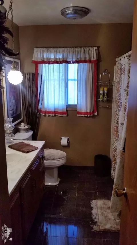 8256 Cholla Ave, Yucca Valley, CA 92284 photo 15