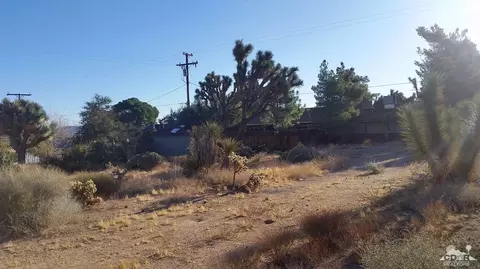 8256 Cholla Ave, Yucca Valley, CA 92284 photo 22