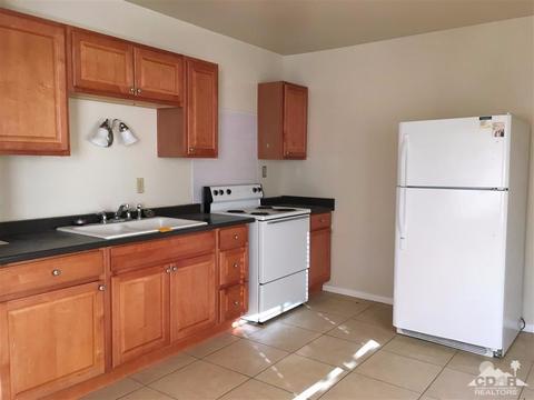 72044 Gorgonio Dr, Twentynine Palms, CA 92277 photo 2