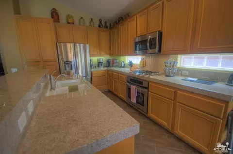 79872 Bethpage Ave, Indio, CA 92201 photo 9
