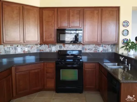 79960 Docklands Ave, Indio, CA 92203 photo 3