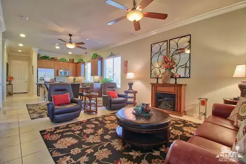 39870 Corte De Moda, Indio, CA 92203 photo 2