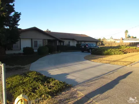 18414 Mecca St, Hesperia, CA 92345 photo 9