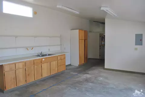 1042 E Apache Rd, Palm Springs, CA 92264 photo 29
