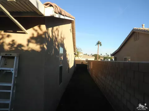 43123 Avenida Isabella, Indio, CA 92203 photo 33