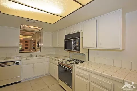 49336 Eisenhower Dr, Indio, CA 92201 photo 14
