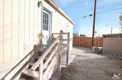 32580 Mesa Pl, Thousand Palms, CA 92276 photo 2
