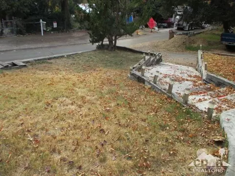 37020 Sycamore, Mentone, CA 92359 photo 5