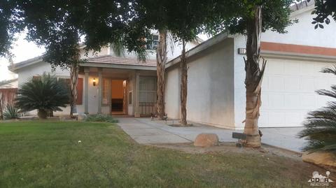 80362 Moonshadow Dr, Indio, CA 92201 photo 2