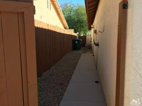 51145 Avenida Ramirez, La Quinta, CA 92253 photo 11