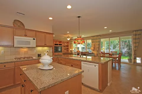 60925 Living Stone Dr, La Quinta, CA 92253 photo 10