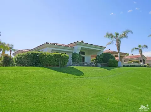 200 Tomahawk Dr, Palm Desert, CA 92211 photo 3