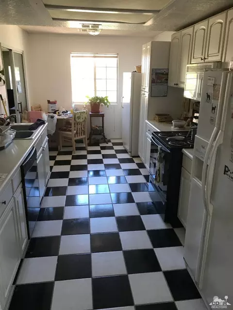 2806 Gram Dr, Thermal, CA 92274 photo 6