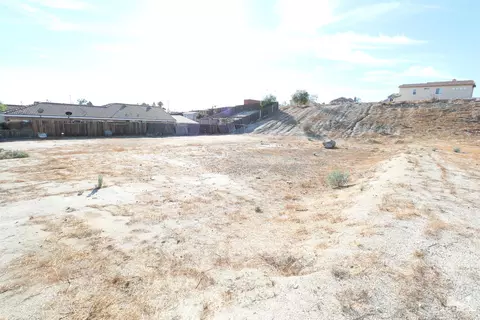 72 Gilmore, Perris, CA 92570 photo 4