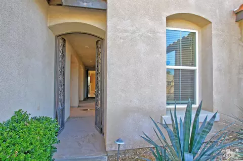 49604 Sherman Dr, Indio, CA 92201 photo 3