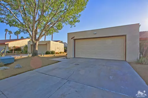 49194 Wayne St, Indio, CA 92201 photo 5