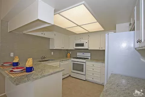 49194 Wayne St, Indio, CA 92201 photo 13