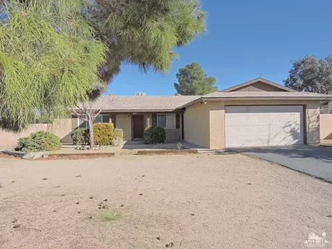 6995 Hanford Ave, Yucca Valley, CA 92284 photo 2