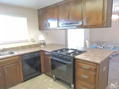 6995 Hanford Ave, Yucca Valley, CA 92284 photo 7