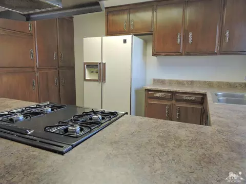 6995 Hanford Ave, Yucca Valley, CA 92284 photo 10