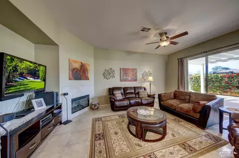 49793 Wayne St, Indio, CA 92201 photo 8
