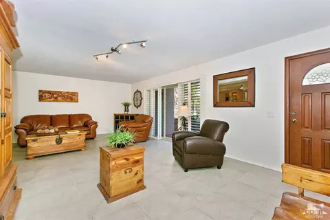 2519 Cortina Dr, Riverside, CA 92504 photo 4
