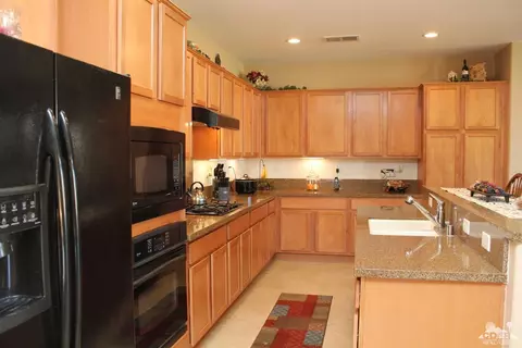 82194 Padova Dr, Indio, CA 92203 photo 5