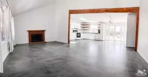 317 Elise Dr, Redlands, CA 92374 photo 2