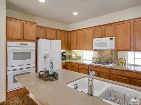 49865 Maclaine St, Indio, CA 92201 photo 6