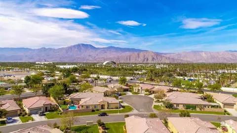 49865 Maclaine St, Indio, CA 92201 photo 2