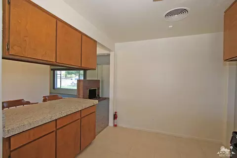 45088 Ash St, Indio, CA 92201 photo 9