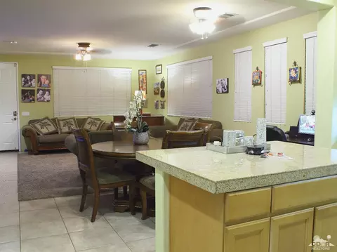 80694 Sandals Ct, Indio, CA 92201 photo 2