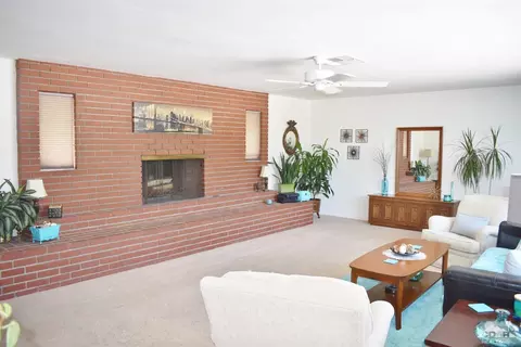 45222 Birch St, Indio, CA 92201 photo 2