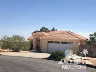 7723 Taos Ct, Yucca Valley, CA 92284 photo 1