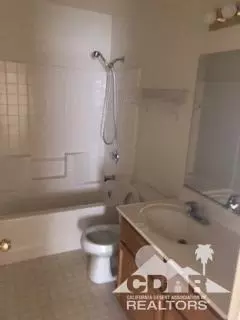 7723 Taos Ct, Yucca Valley, CA 92284 photo 8