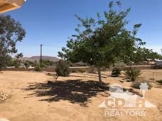 7723 Taos Ct, Yucca Valley, CA 92284 photo 15