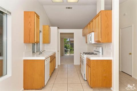 82407 Grant Dr, Indio, CA 92201 photo 4