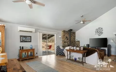 49469 Big Morongo, Morongo Valley, CA 92256 photo 9