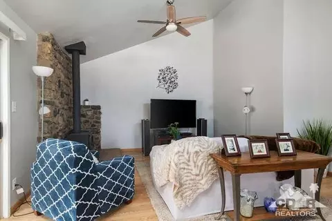 49469 Big Morongo, Morongo Valley, CA 92256 photo 11