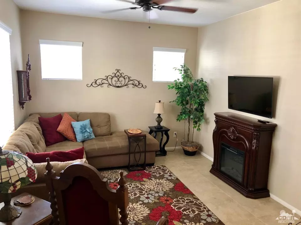  510 Calle Vibrante, Palm Desert, CA 92211 photo 5