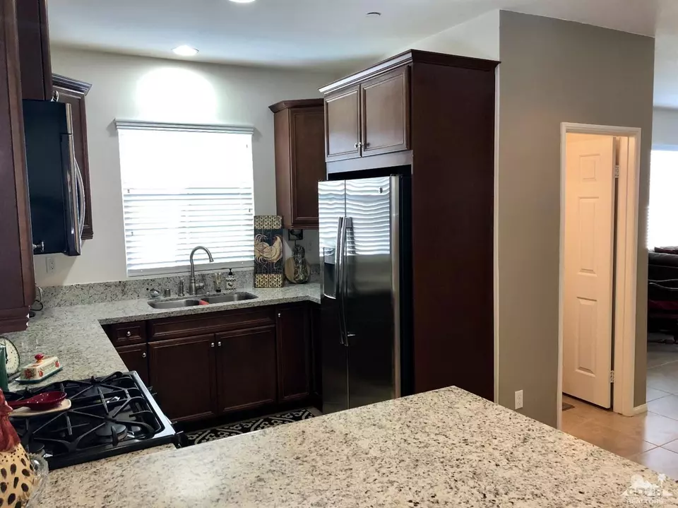  510 Calle Vibrante, Palm Desert, CA 92211 photo 11