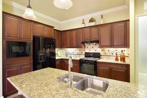 38980 Corte Septima, Indio, CA 92203 photo 9